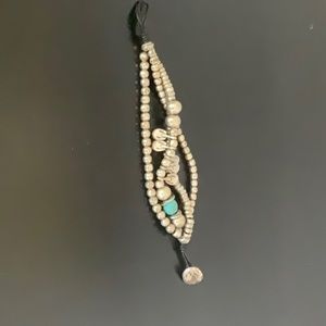 SILVER BEAD BRACELET